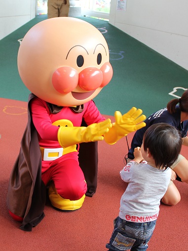 アンパンマンとご挨拶