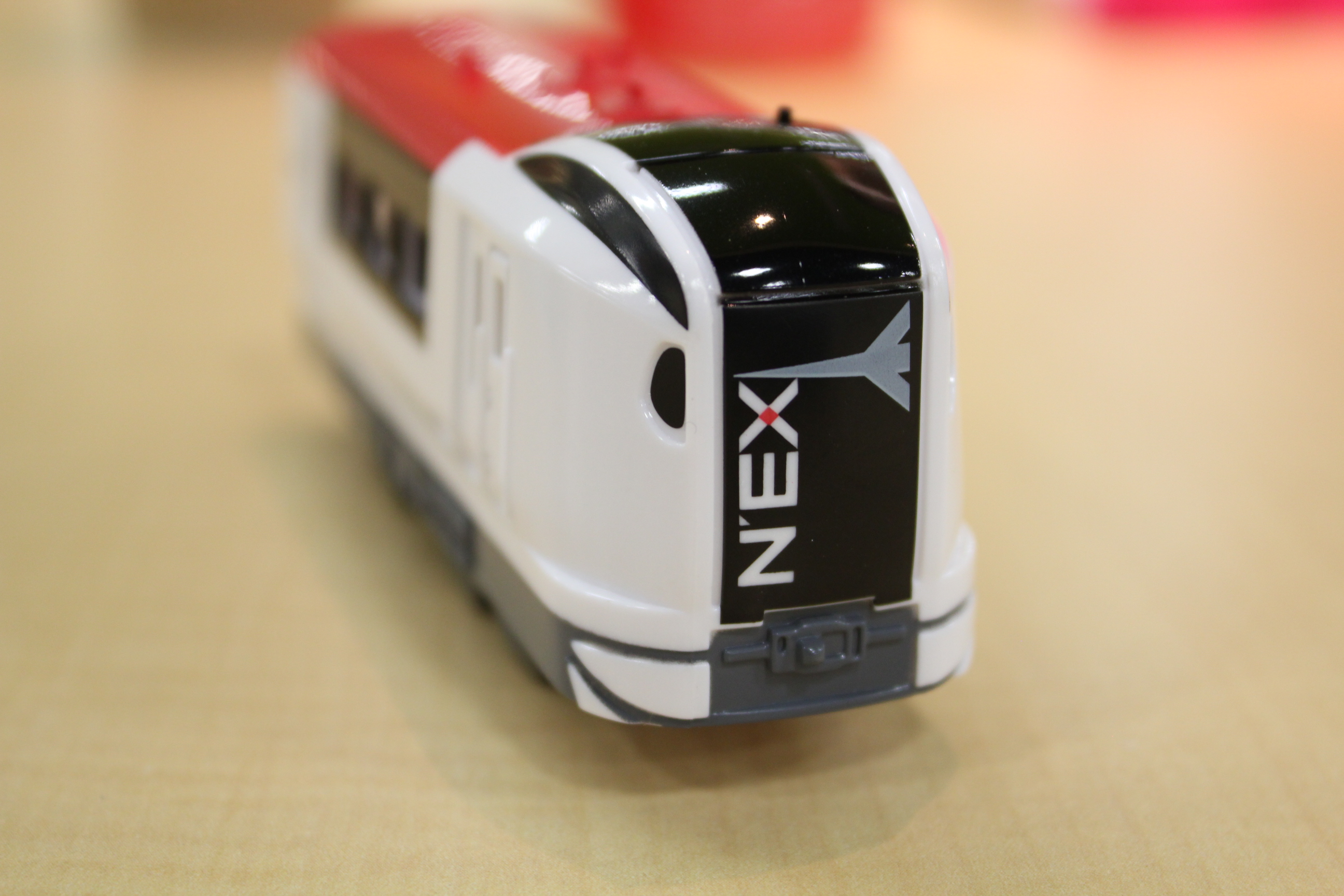 100円ショップのナリタエキスプレス