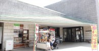 麻溝公園売店（センター広場前）の建物
