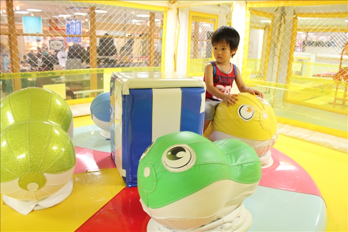 メリーゴーランド風なアトラクション