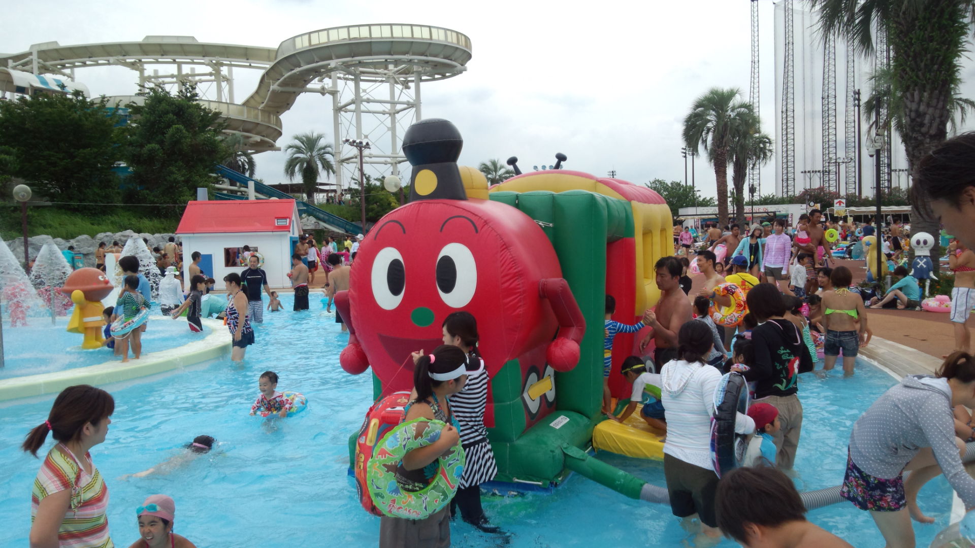 よみうりランド　アンパンマンプール