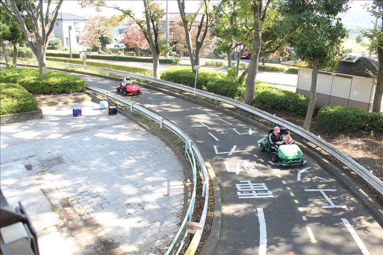 郷土の森公園のゴーカート走行サーキット