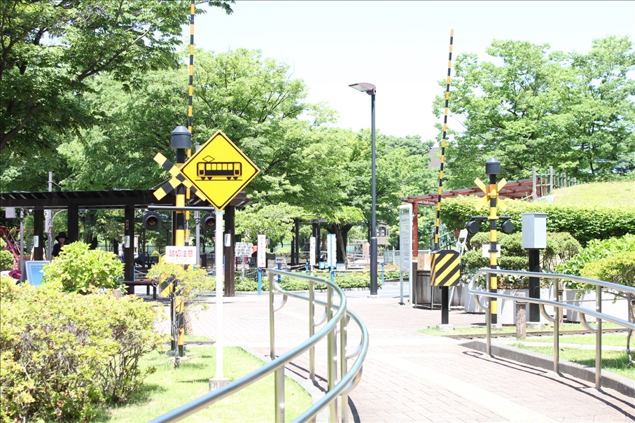 大谷田南公園駐車場横の入り口