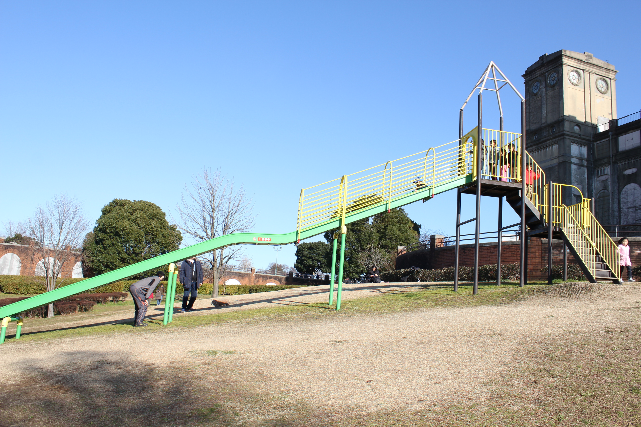 根岸森林公園　ローラー滑り台
