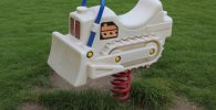 ブルドーザーのスプリング遊具